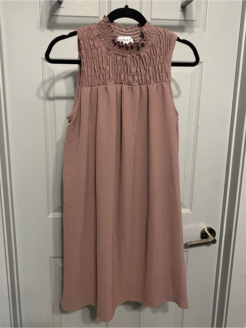 Gilli Mauve Sleeveless Smocked Neck Midi Dress